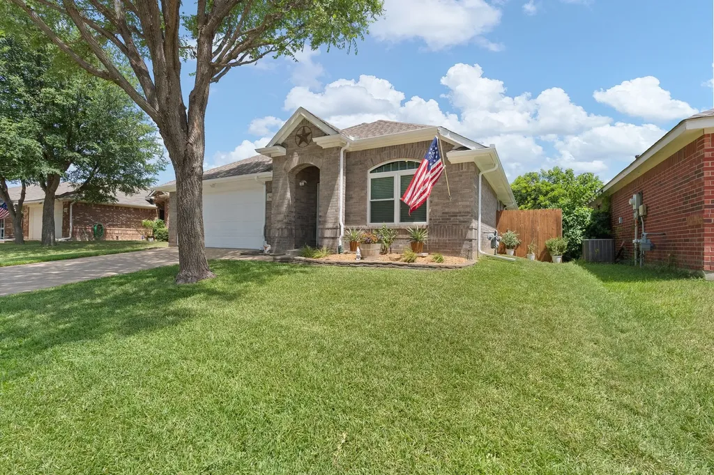 8436 Hawks Nest Drive Fort Worth TX 76131