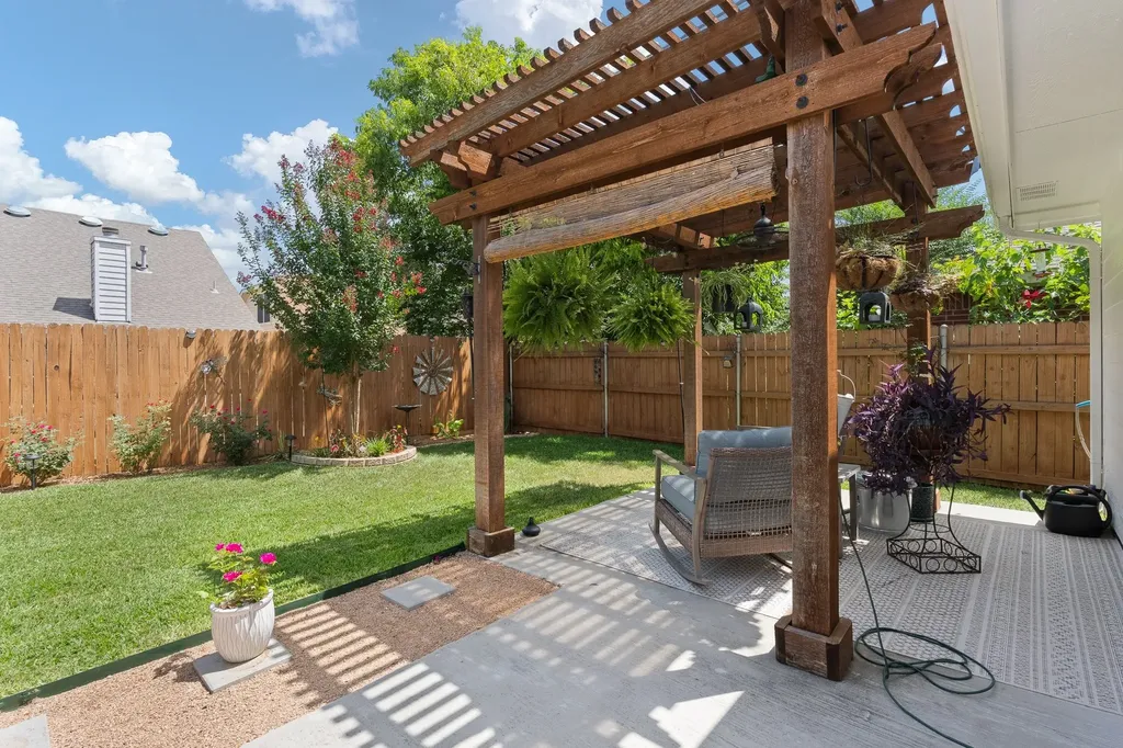 8436 Hawks Nest Drive Fort Worth TX 76131