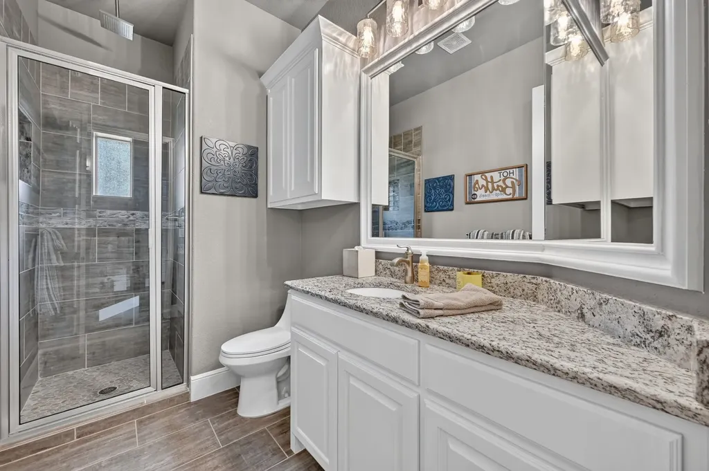 308 Familia Court Azle TX 76020