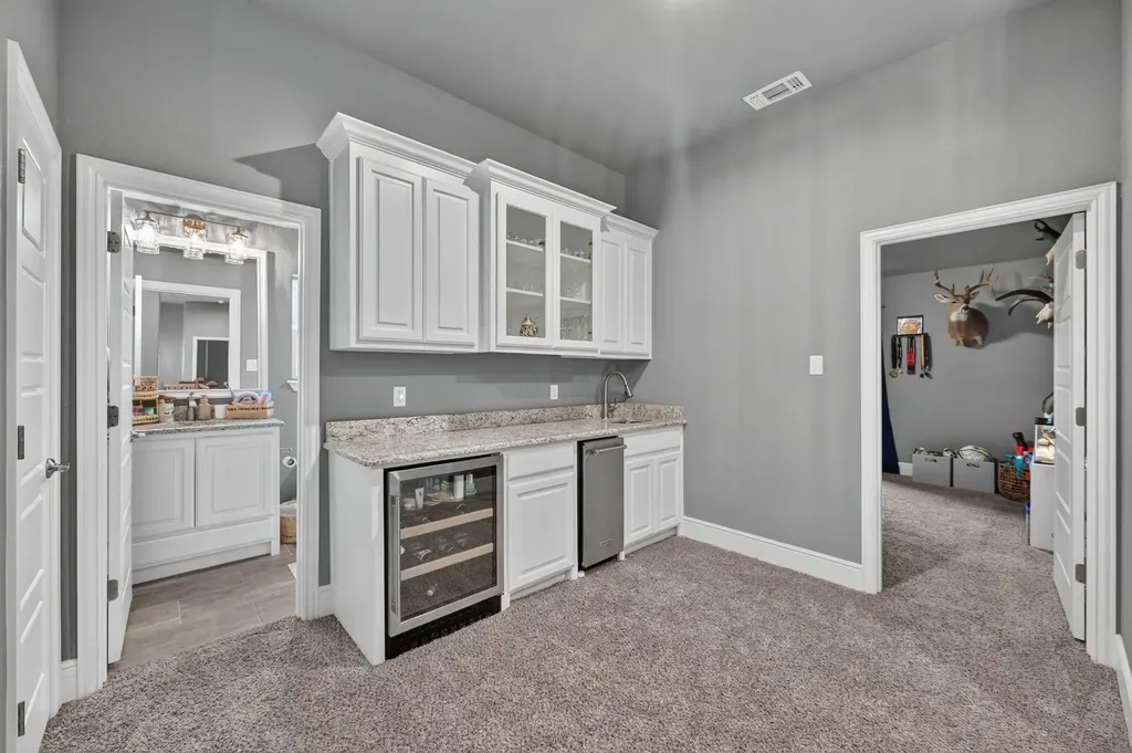 308 Familia Court Azle TX 76020