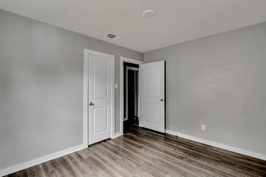 412 E Fogg Street Fort Worth TX 76110