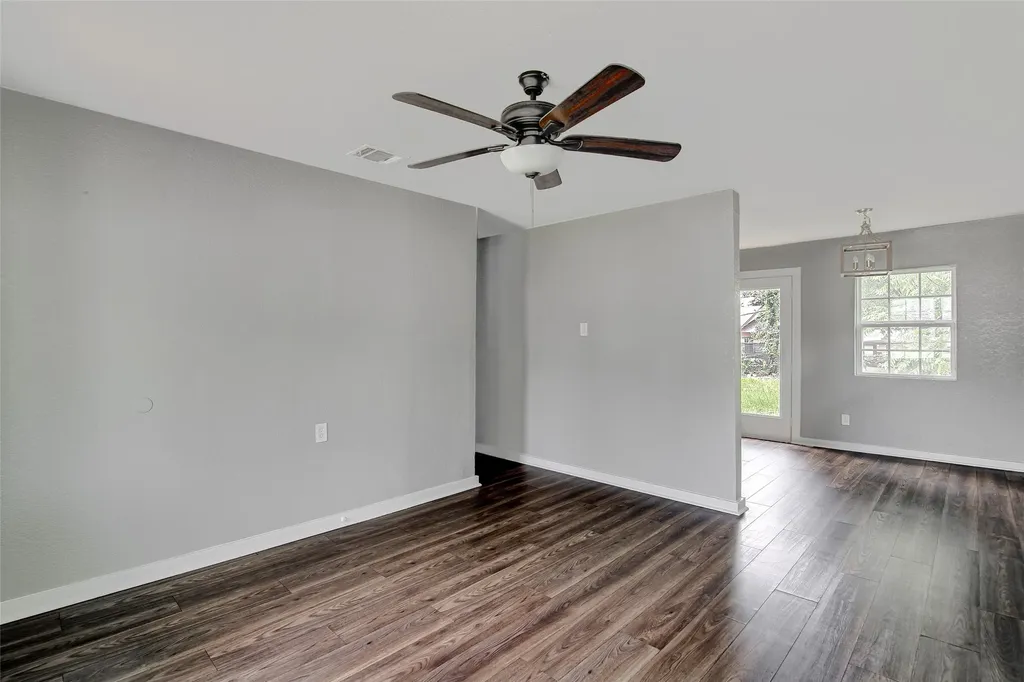 412 E Fogg Street Fort Worth TX 76110