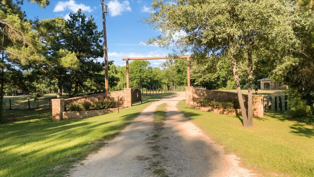 18598 Fm 1804 Lindale TX 75771