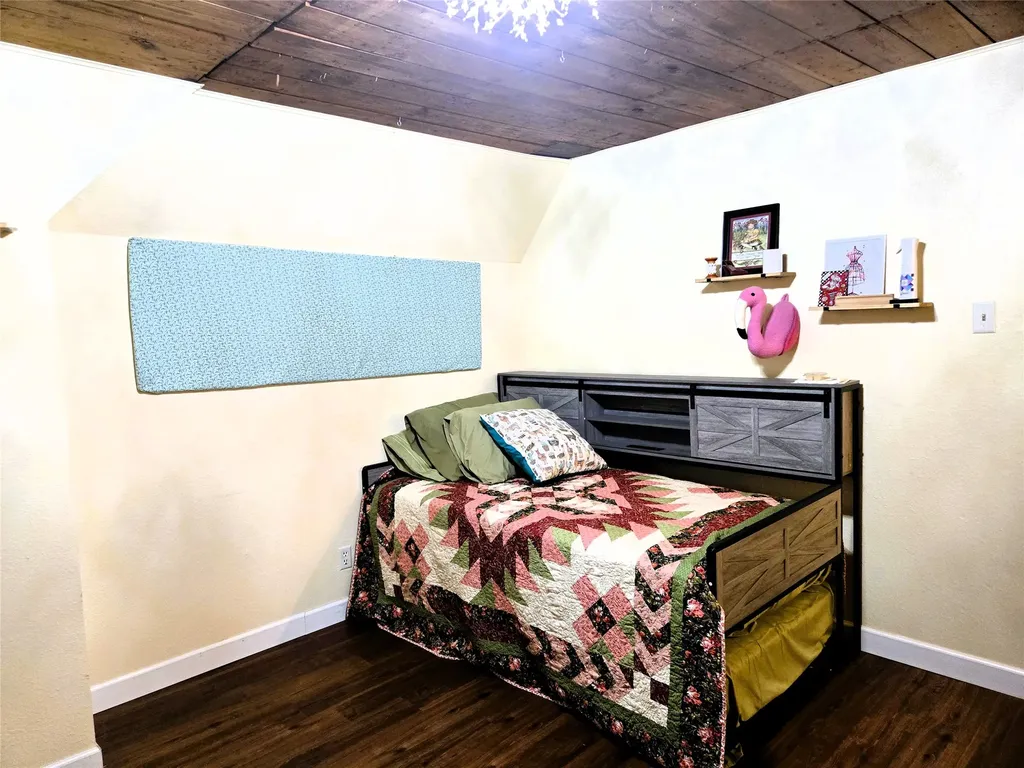 308 N San Jacinto Street Whitney TX 76692