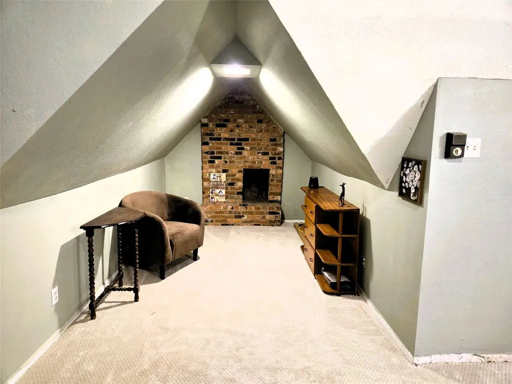308 N San Jacinto Street Whitney TX 76692