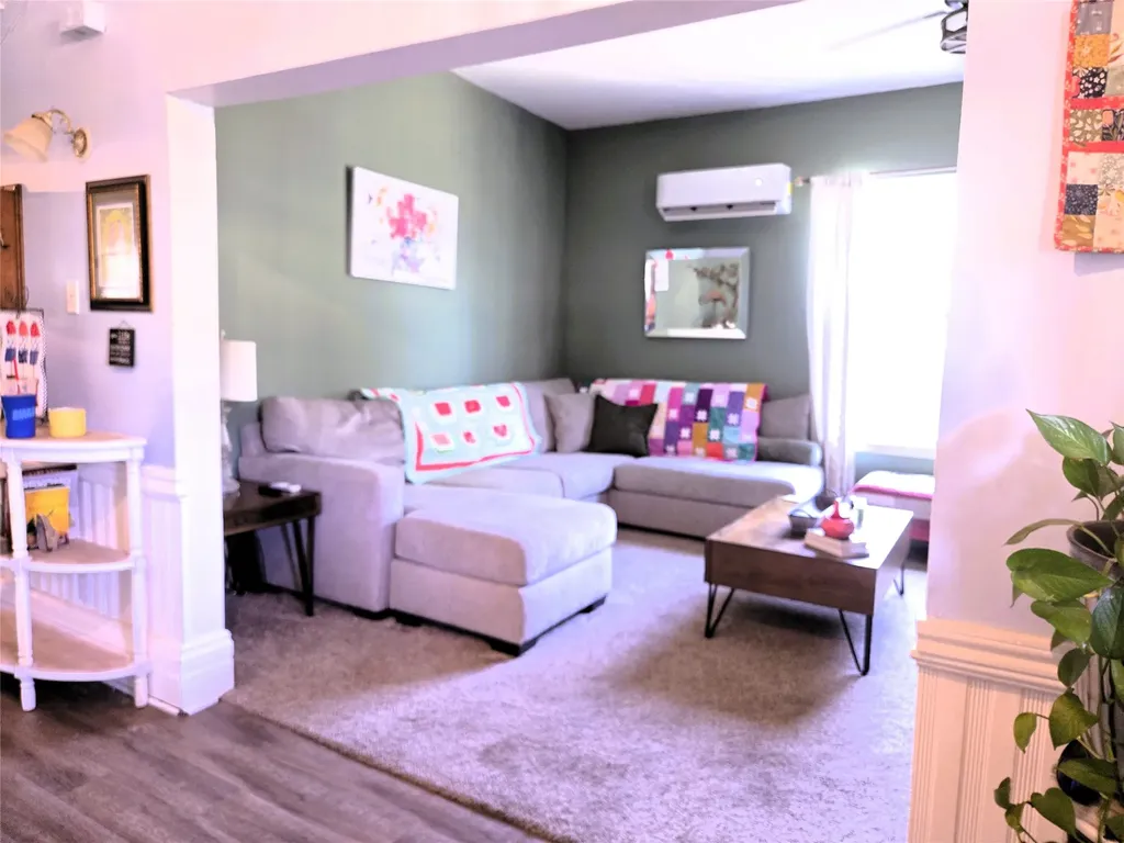 308 N San Jacinto Street Whitney TX 76692