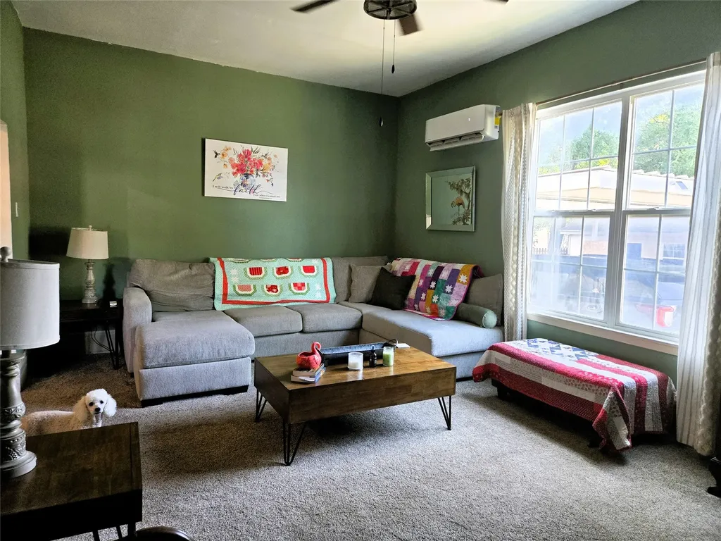308 N San Jacinto Street Whitney TX 76692