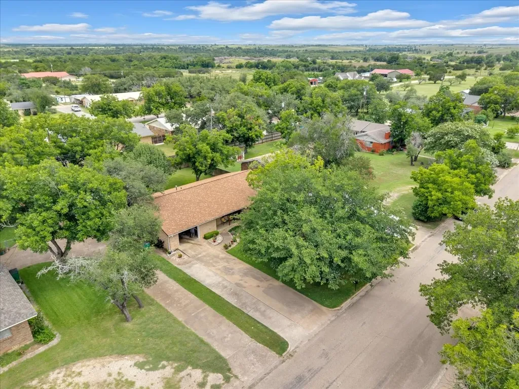 419 S Williams Street Hamilton TX 76531