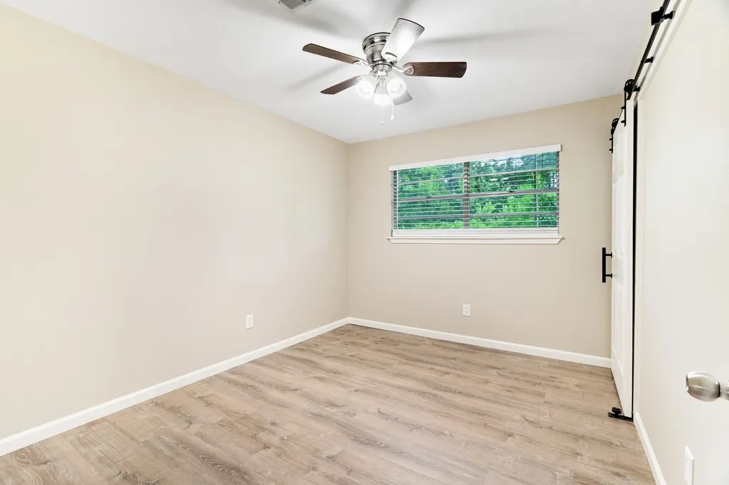 2235 Pine Bluff Street Paris TX 75460