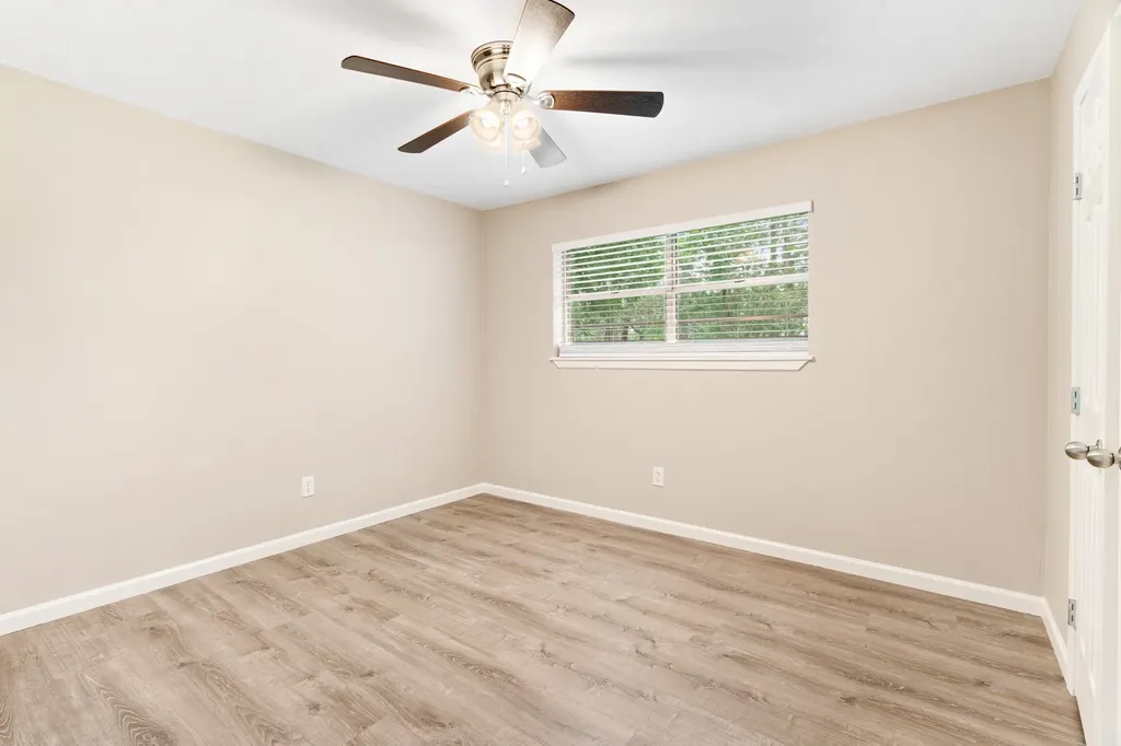 2235 Pine Bluff Street Paris TX 75460