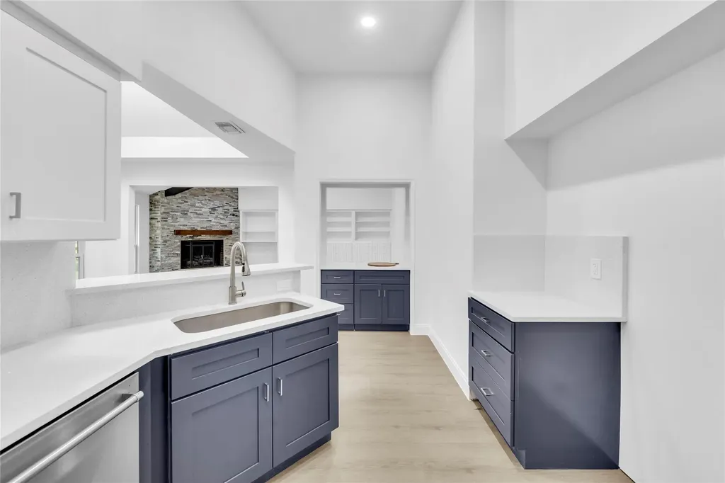 13826 Wooded Creek Court Farmers Branch TX 75244