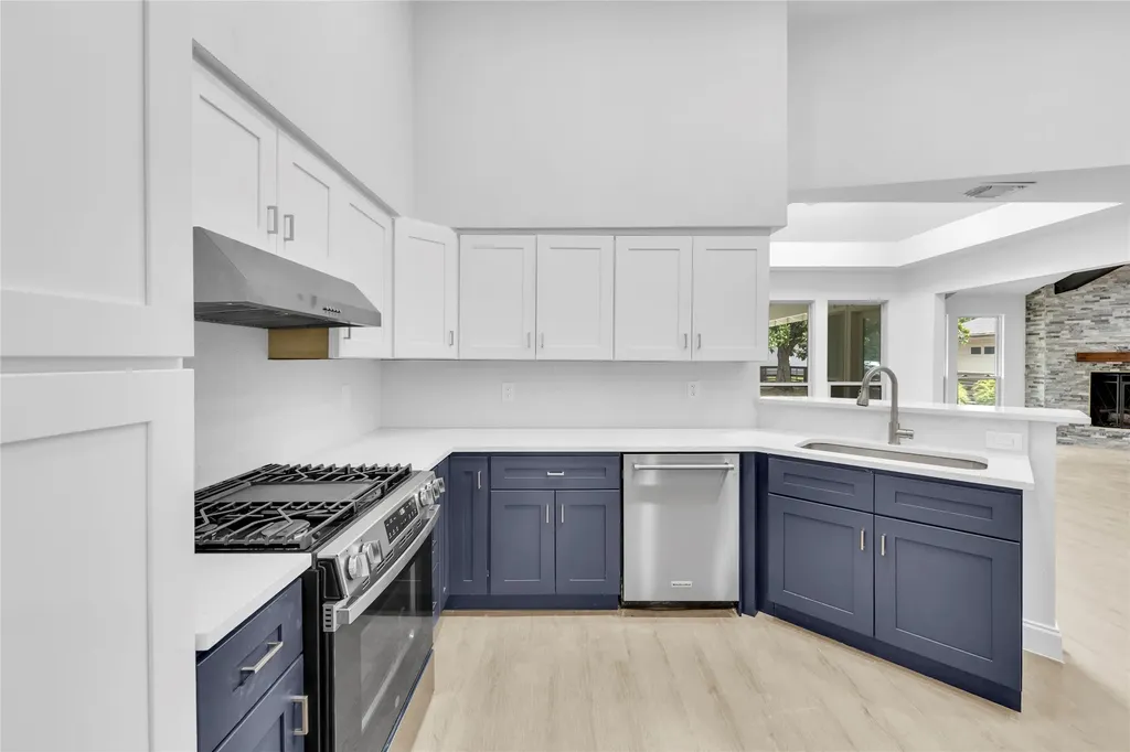 13826 Wooded Creek Court Farmers Branch TX 75244