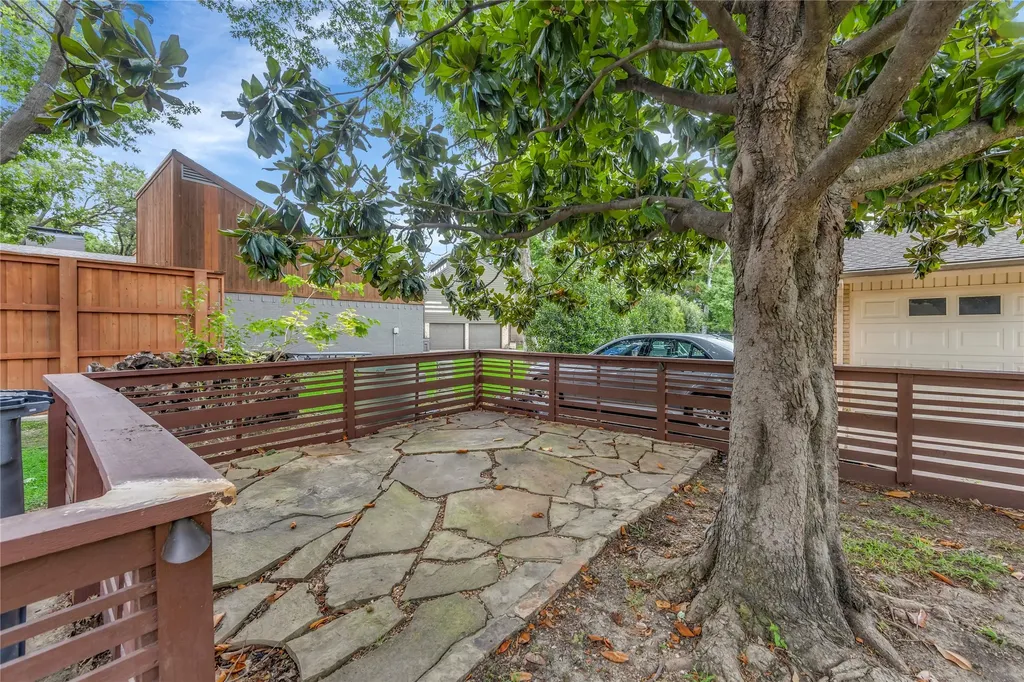 13826 Wooded Creek Court Farmers Branch TX 75244