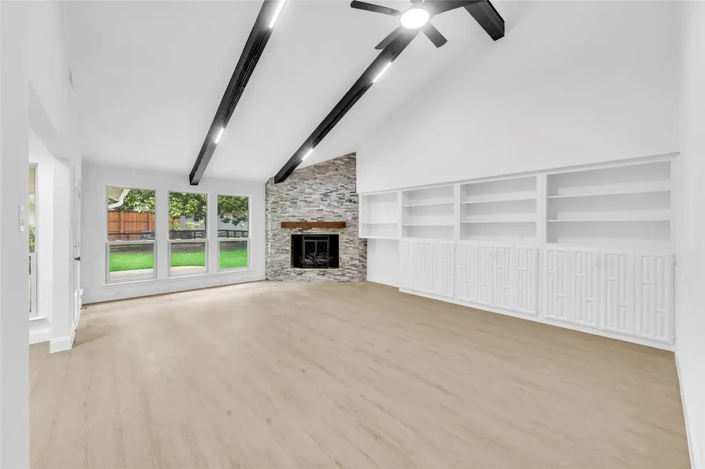 13826 Wooded Creek Court Farmers Branch TX 75244