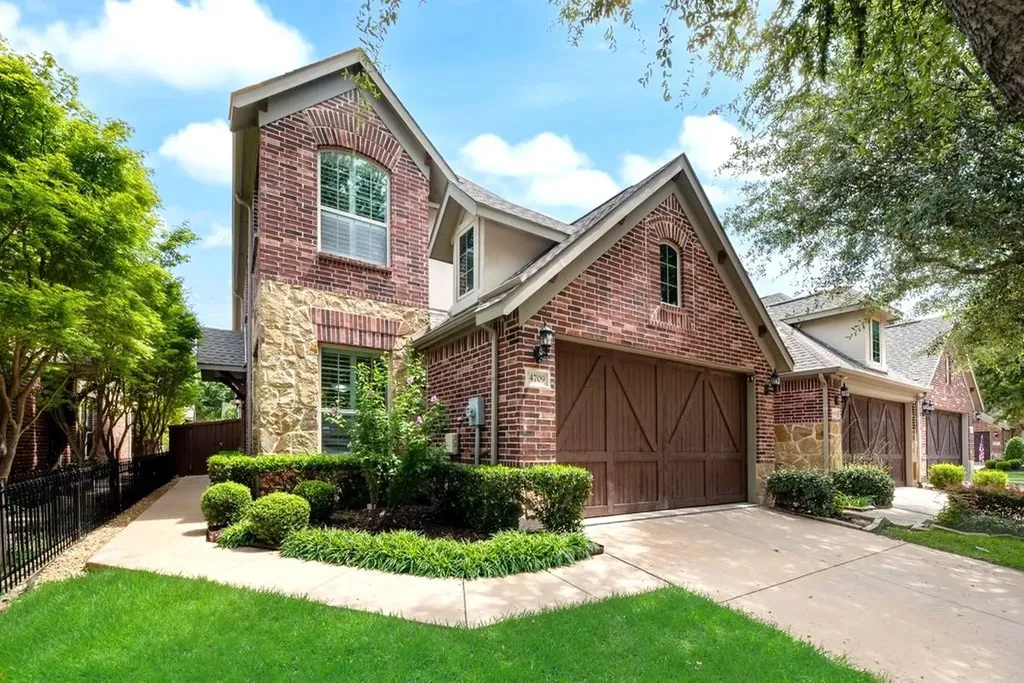 4709 Bayview Drive Plano TX 75093