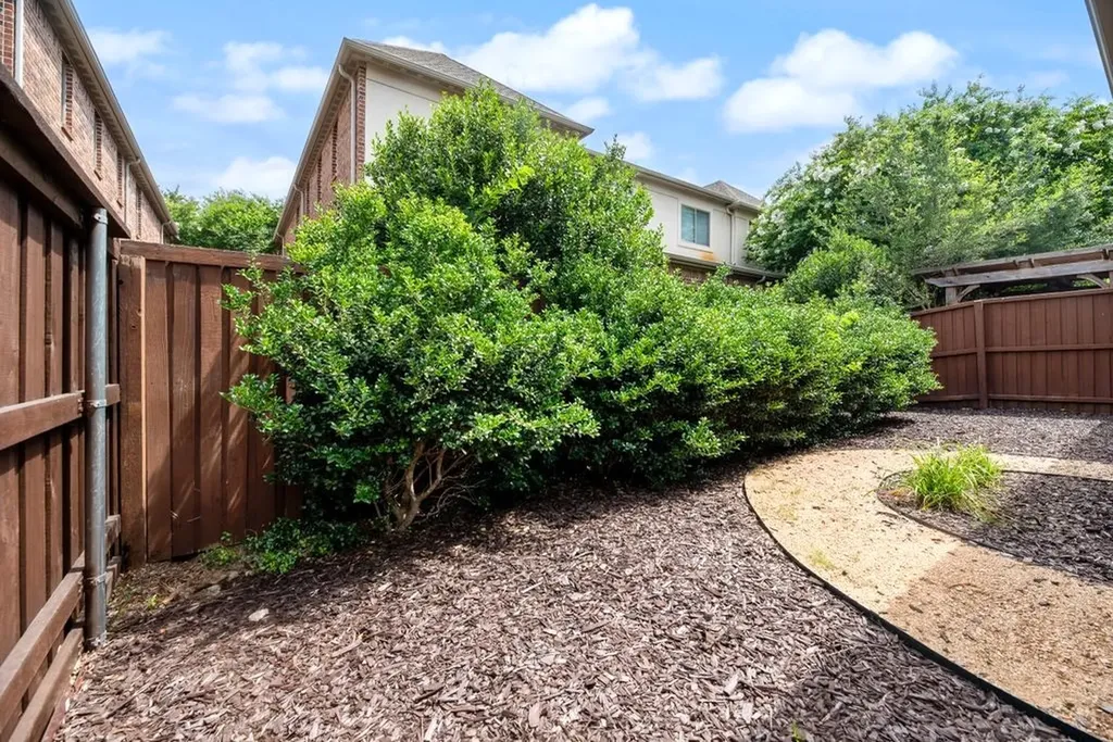 4709 Bayview Drive Plano TX 75093