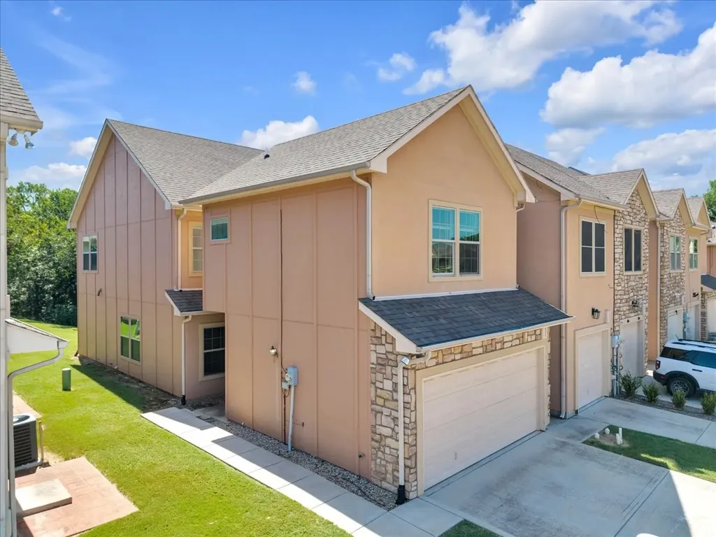 1523 Cozy Drive Fort Worth TX 76120