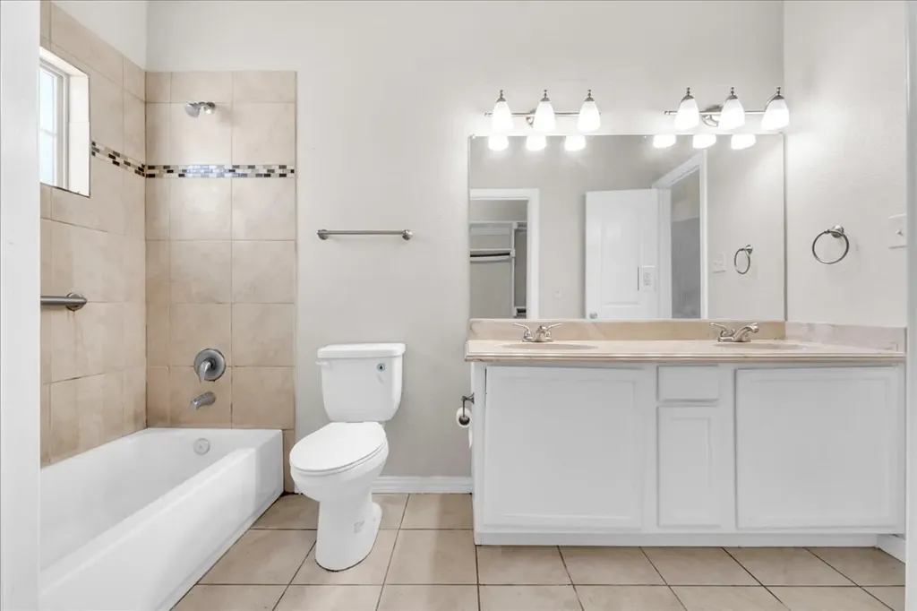 1523 Cozy Drive Fort Worth TX 76120