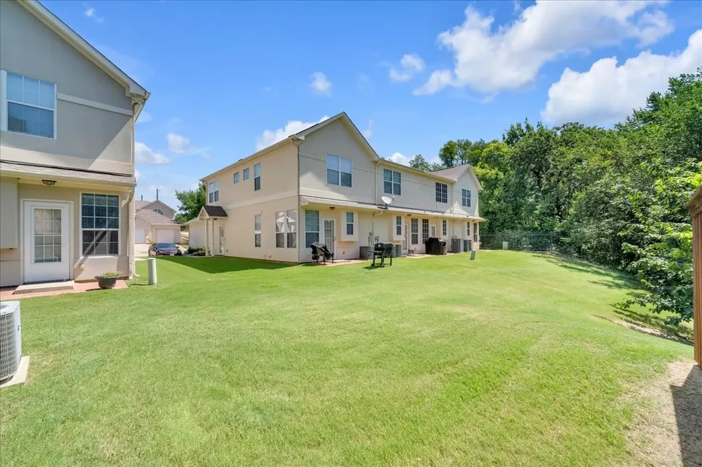 1523 Cozy Drive Fort Worth TX 76120