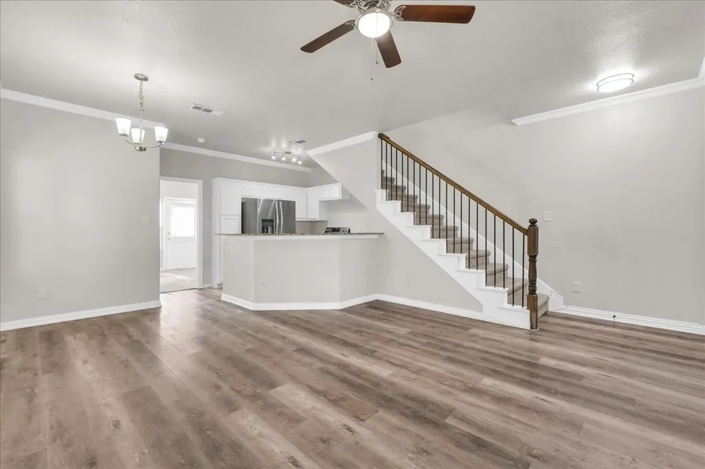 1523 Cozy Drive Fort Worth TX 76120