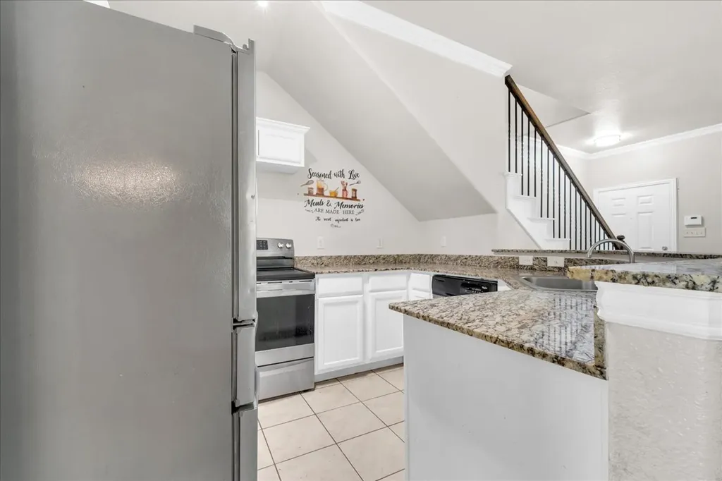 1523 Cozy Drive Fort Worth TX 76120