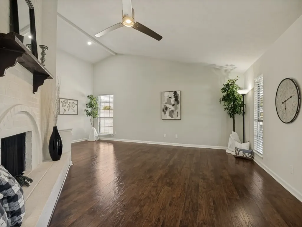 2036 Apple Valley Road Plano TX 75023