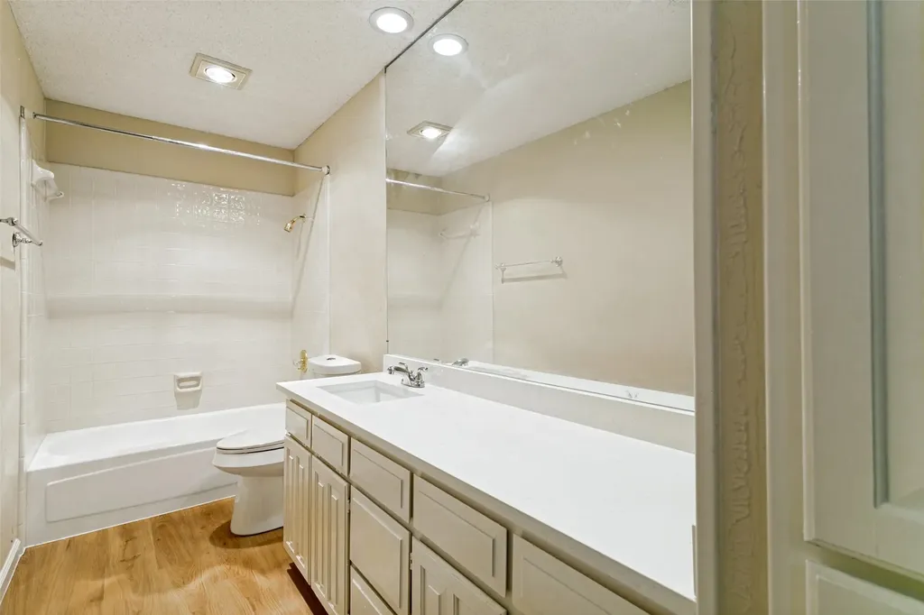 7604 Blossom Drive Fort Worth TX 76133