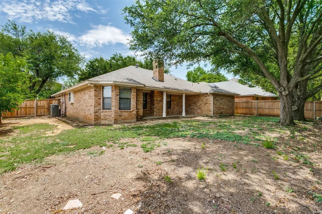7604 Blossom Drive Fort Worth TX 76133