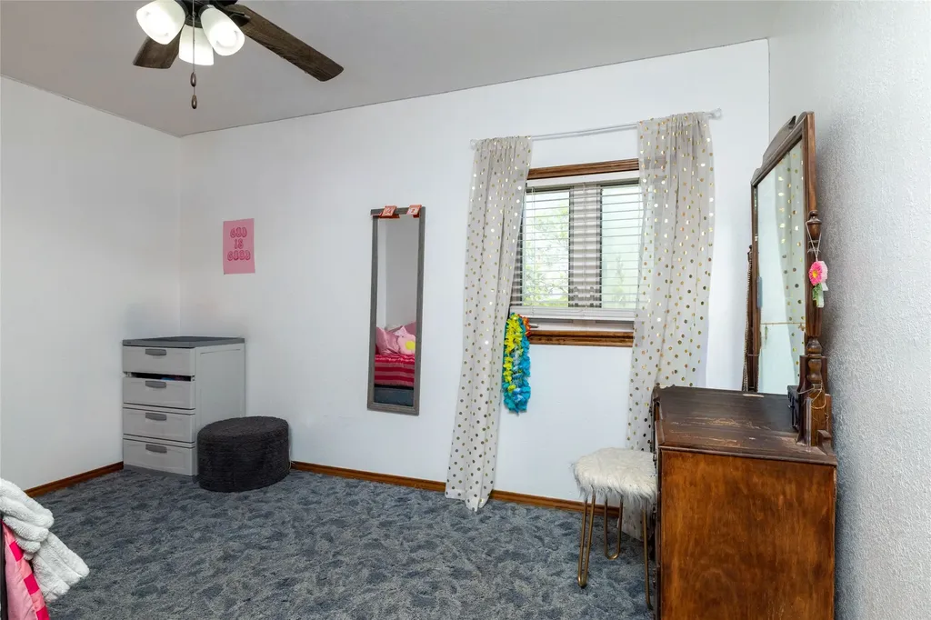 448 County Road 4287 Decatur TX 76234