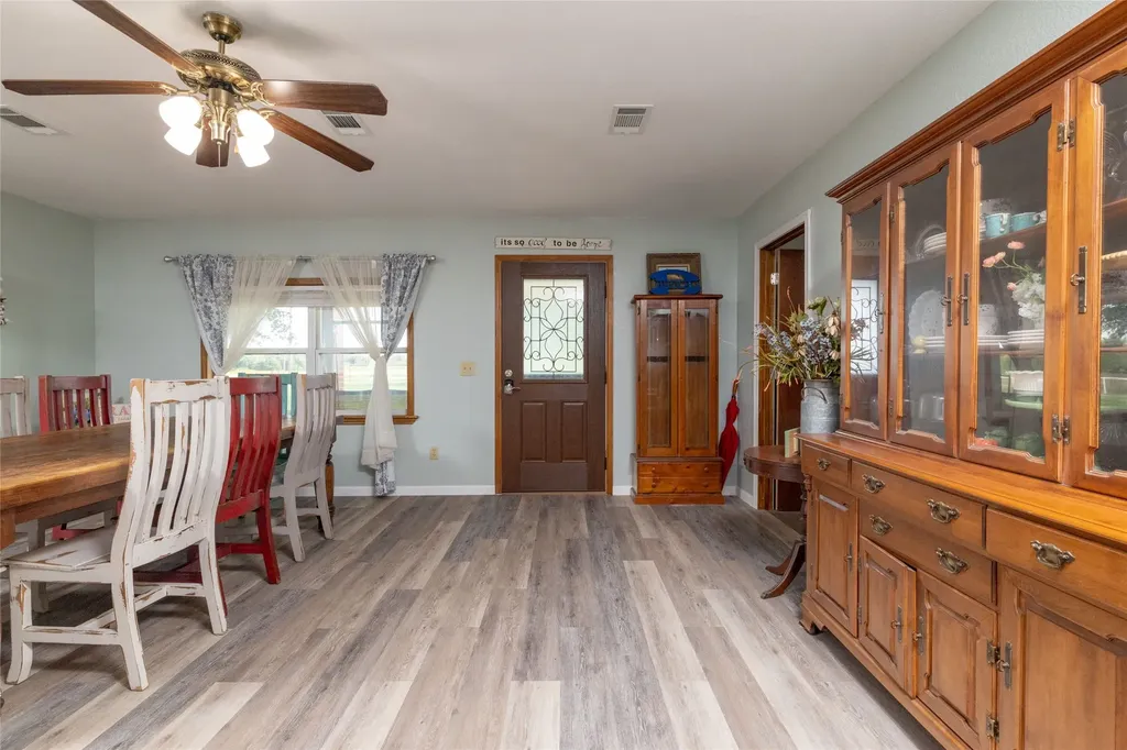 448 County Road 4287 Decatur TX 76234