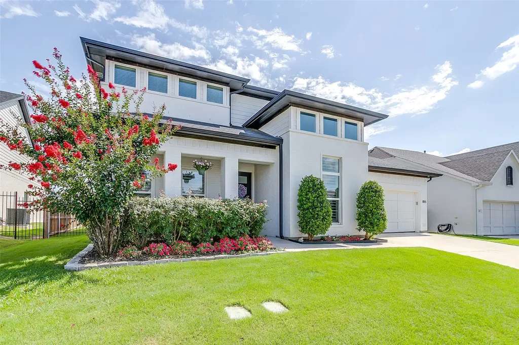 855 Highlands Avenue Aledo TX 76008