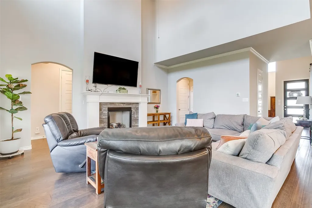 855 Highlands Avenue Aledo TX 76008