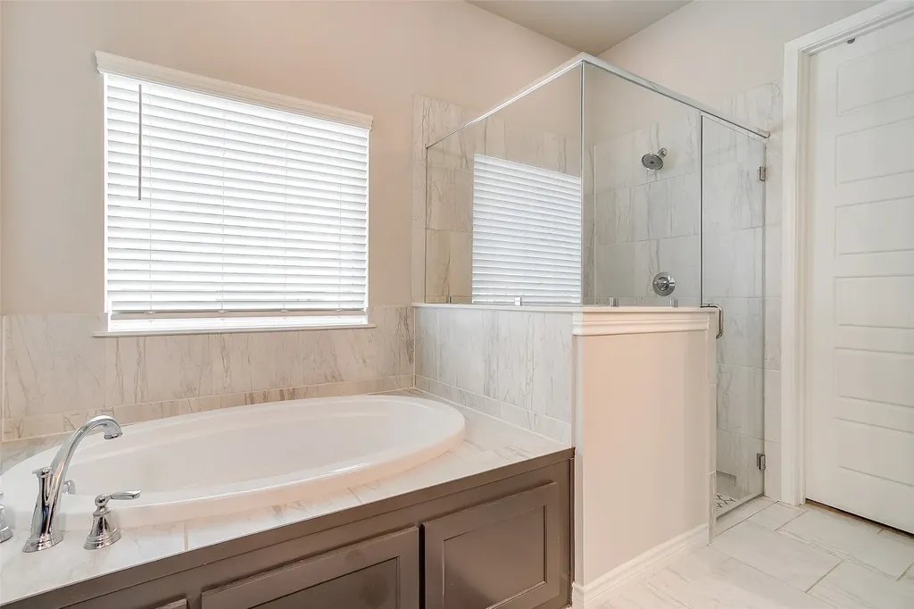 855 Highlands Avenue Aledo TX 76008