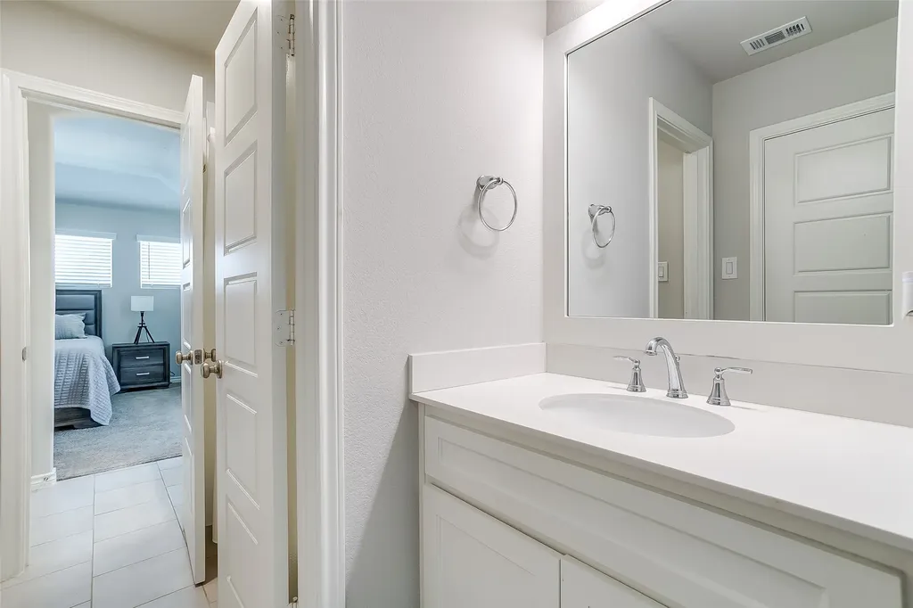 855 Highlands Avenue Aledo TX 76008