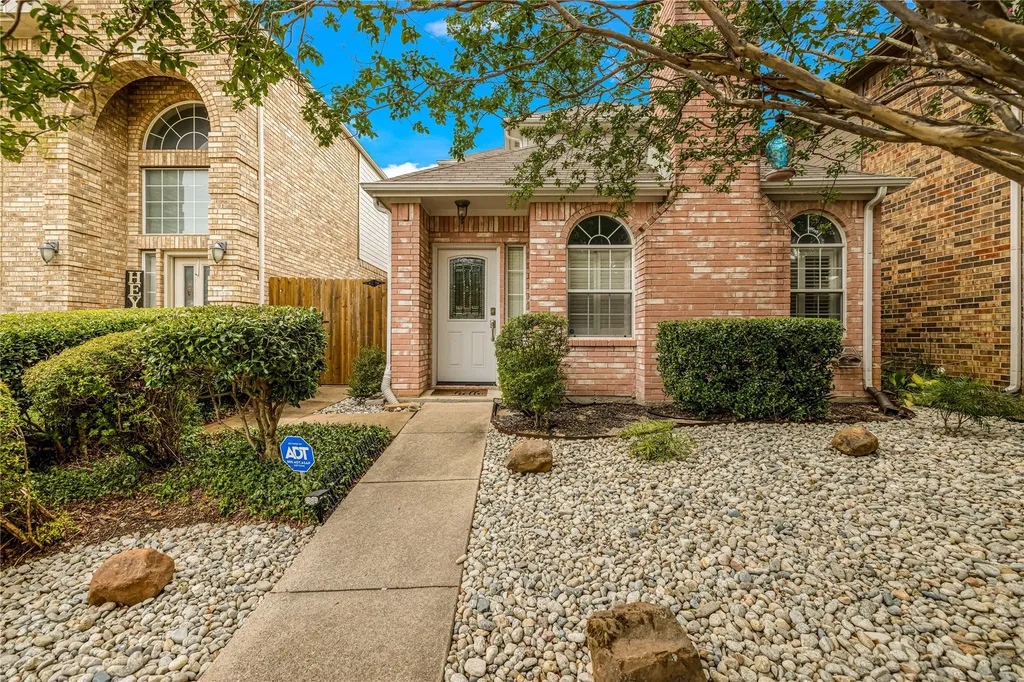 6011 Barrington Court Dallas TX 75252