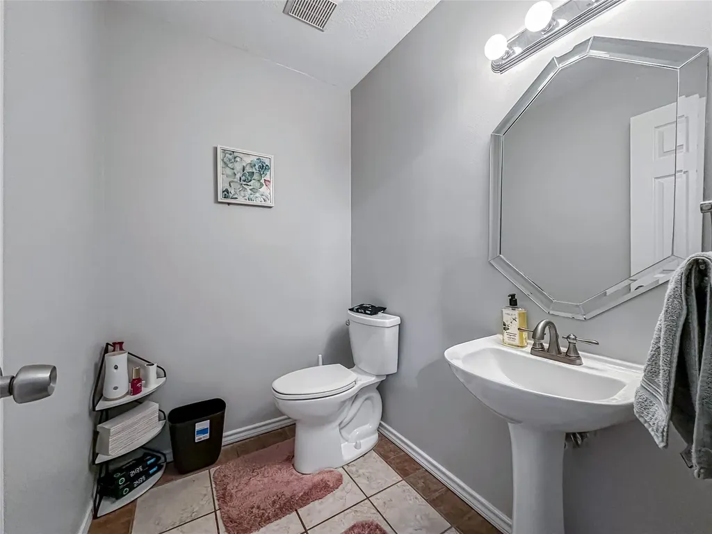 6011 Barrington Court Dallas TX 75252