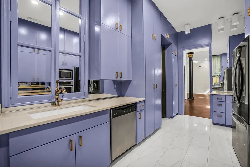 3802 S Versailles Avenue Dallas TX 75209