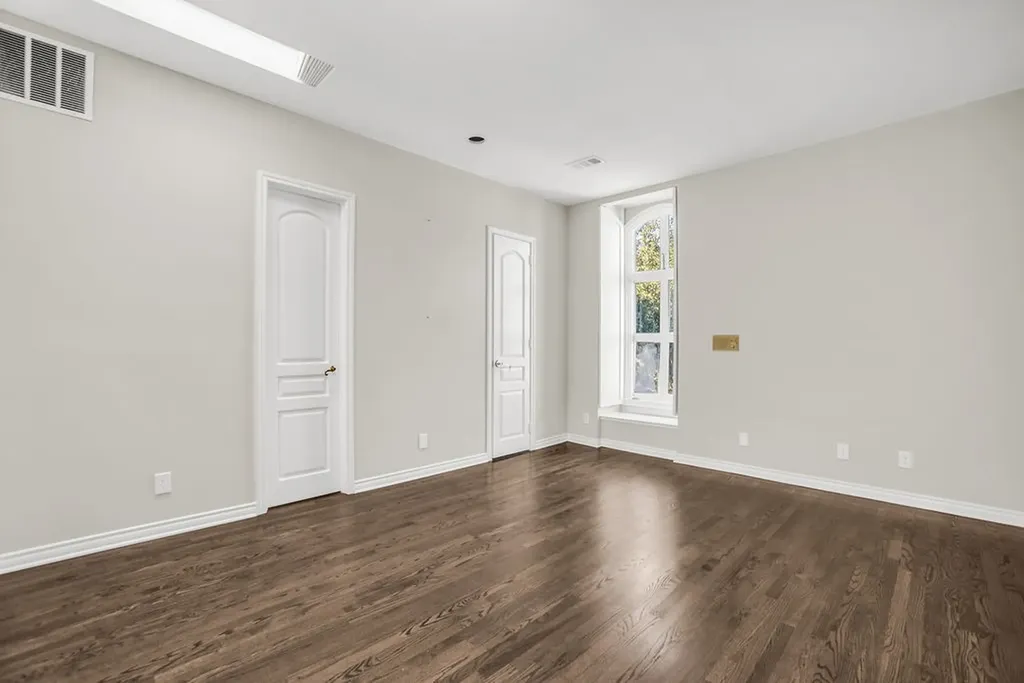 3802 S Versailles Avenue Dallas TX 75209