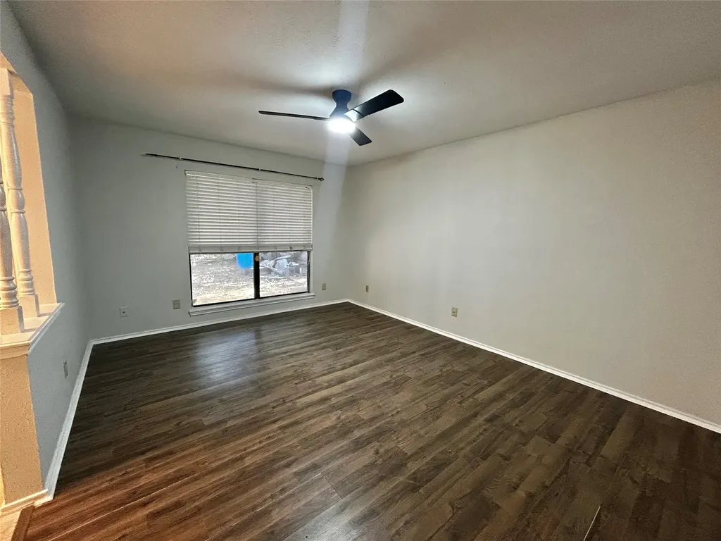 4205 Greencrest Drive Arlington TX 76016