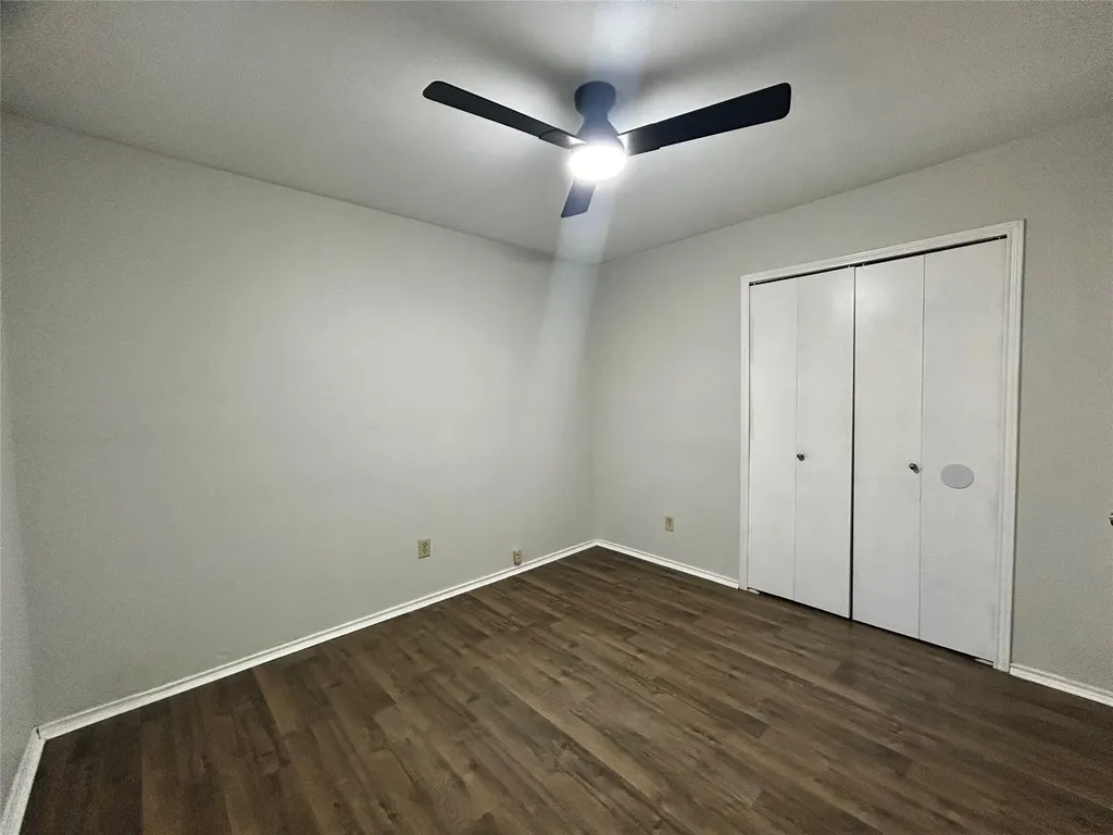 4205 Greencrest Drive Arlington TX 76016