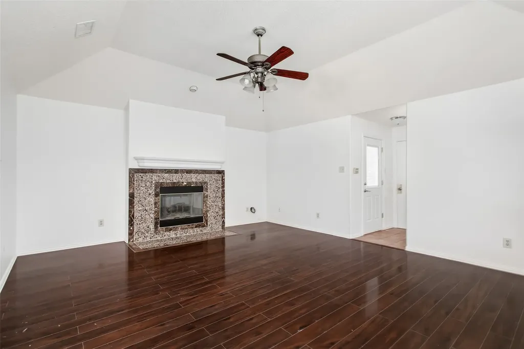 6610 Falcon Street Rowlett TX 75089