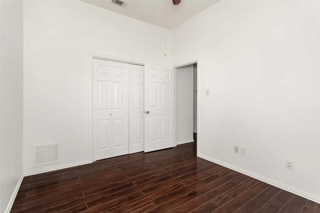 6610 Falcon Street Rowlett TX 75089