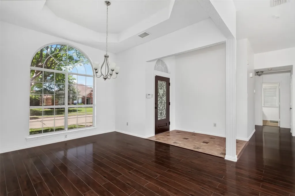 6610 Falcon Street Rowlett TX 75089