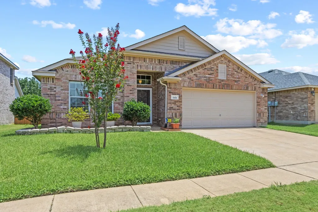714 Bastrop Drive Arlington TX 76002
