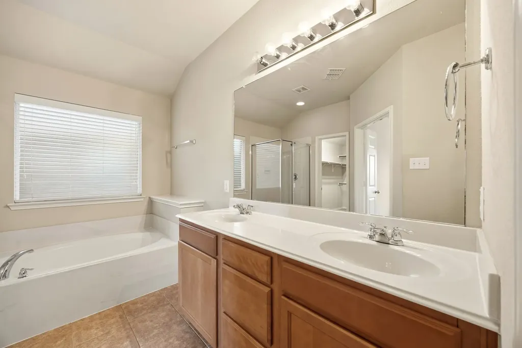 714 Bastrop Drive Arlington TX 76002