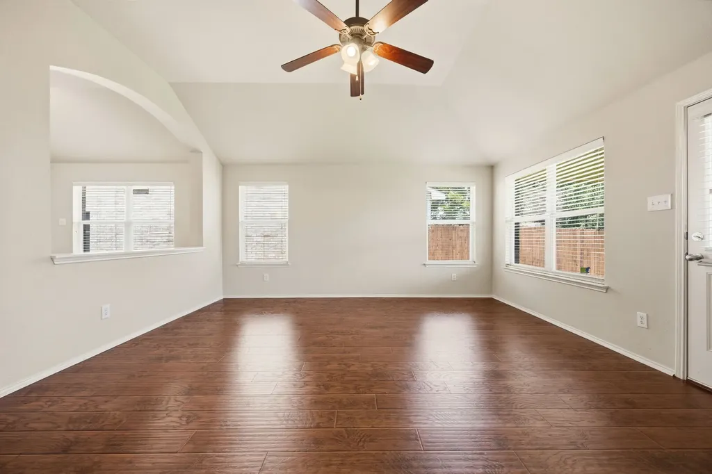 714 Bastrop Drive Arlington TX 76002
