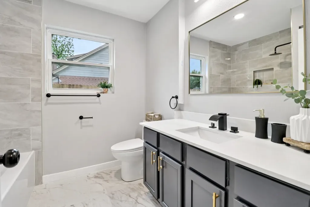 3818 Wenatche Drive Dallas TX 75233