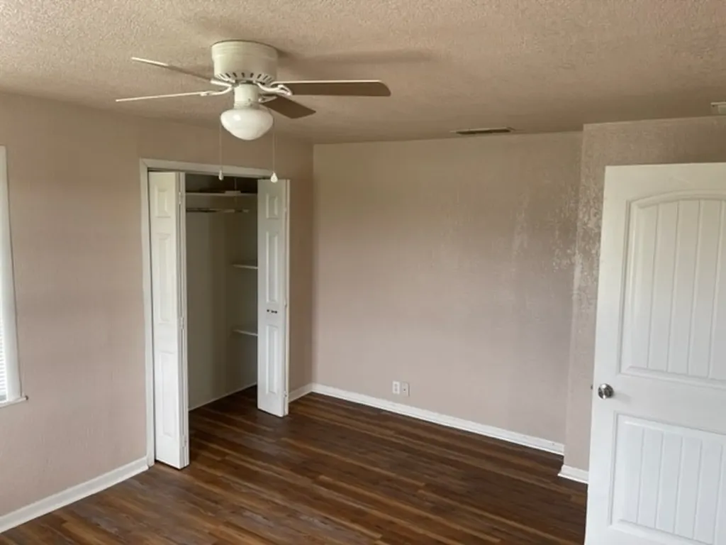 103 W Wichita Street Bowie TX 76230
