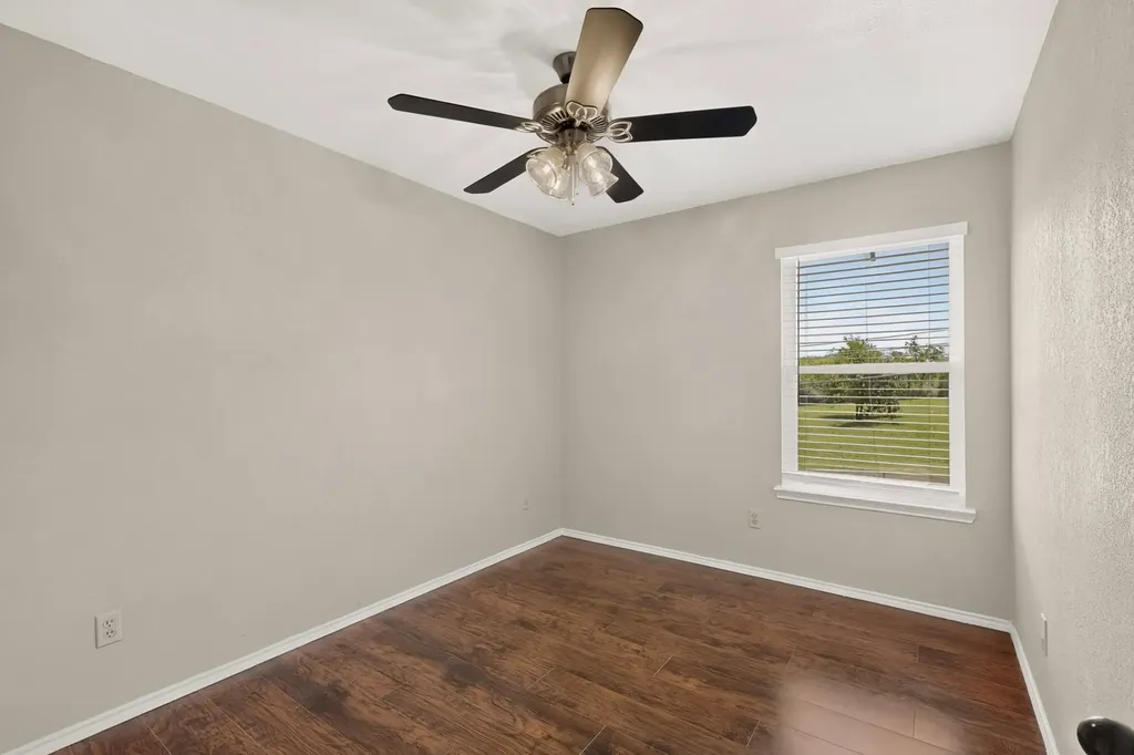 12820 Hilltop Drive Balch Springs TX 75180