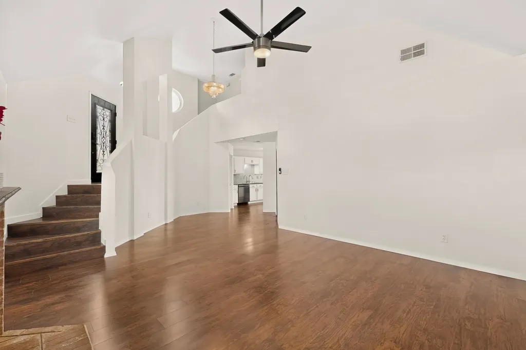 12820 Hilltop Drive Balch Springs TX 75180